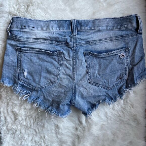 EXPRESS FRAYED RAW HEM CUT OFF DISTRESSED DENIM JEAN SHORTS SIZE 6 - Picture 4 of 8